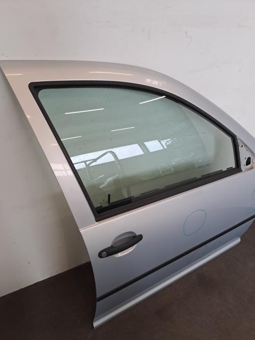 Image Porte avant droit - VOLKSWAGEN GOLF 4