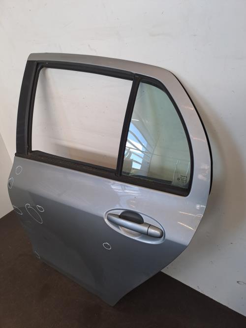 Image Porte arriere gauche - TOYOTA YARIS 2