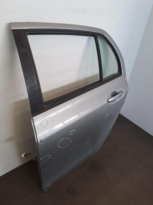 Image Porte arriere gauche - TOYOTA YARIS 2