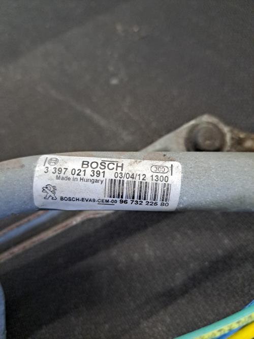 Image Moteur essuie glace avant - PEUGEOT 208 1