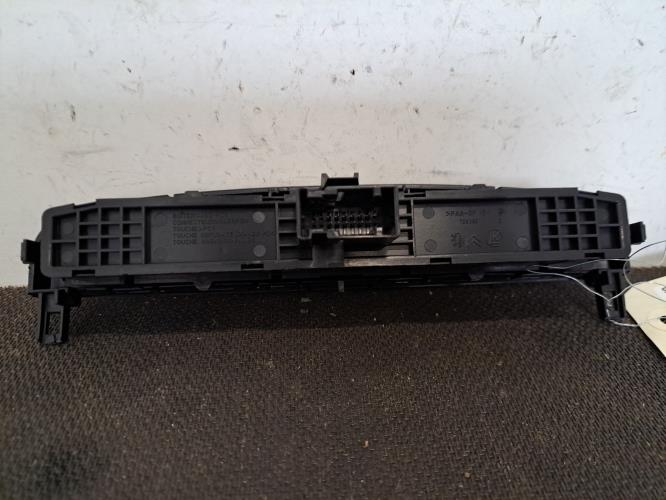 Image Bouton de warning - PEUGEOT 308 1