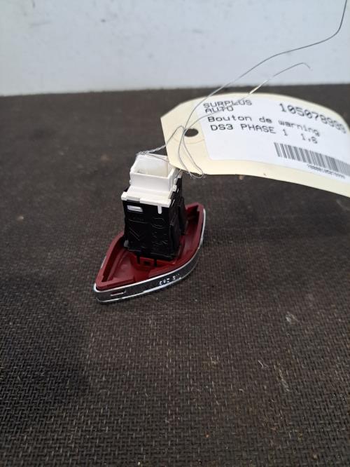 Image Bouton de warning - CITROEN DS3