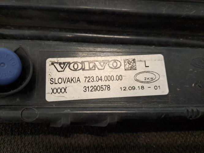 Image Feu diurne avant gauche - VOLVO V 40 2