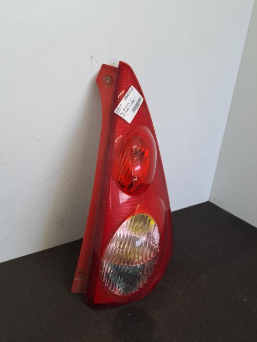 Image Feu arriere principal droit (feux) - PEUGEOT 107