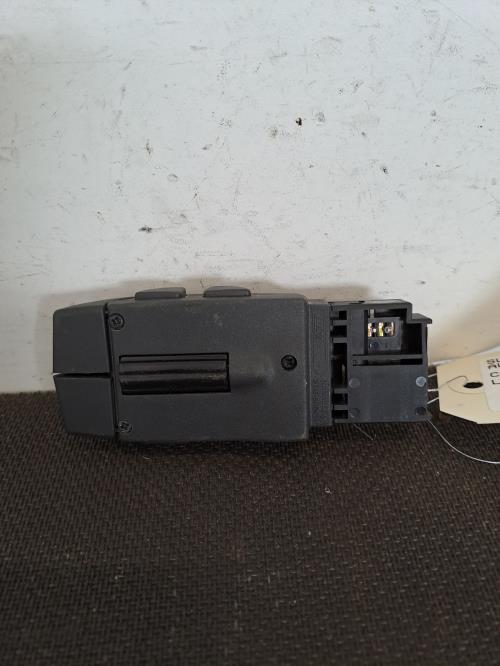 Image Commande autoradio - DACIA LOGAN 2