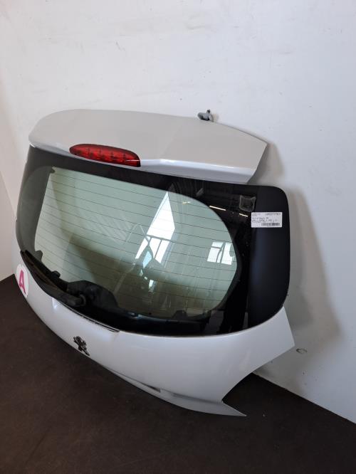 Image Malle/Hayon arriere - PEUGEOT 208 1