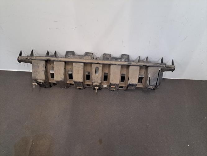 Image Support de pare chocs arriere - PEUGEOT 3008 1