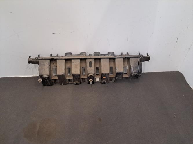 Image Support de pare chocs arriere - PEUGEOT 3008 1