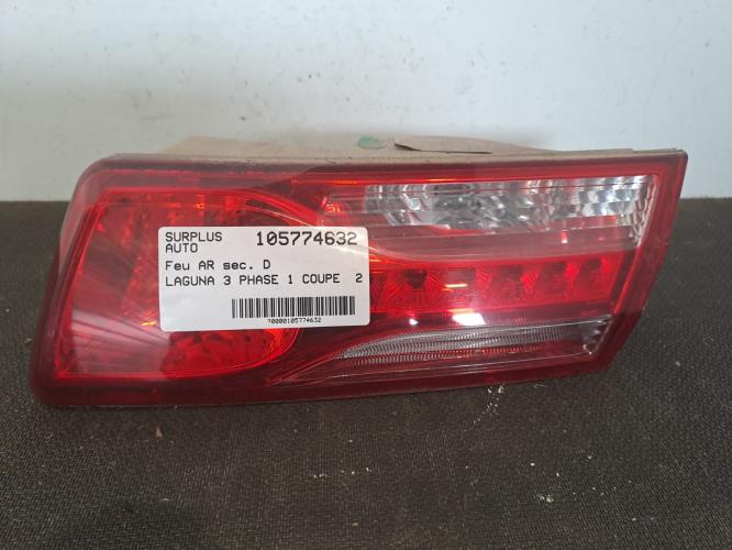 Image Feu arriere secondaire droit (feux) - RENAULT LAGUNA 3