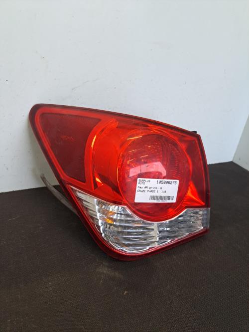 Image Feu arriere principal gauche (feux) - CHEVROLET CRUZE