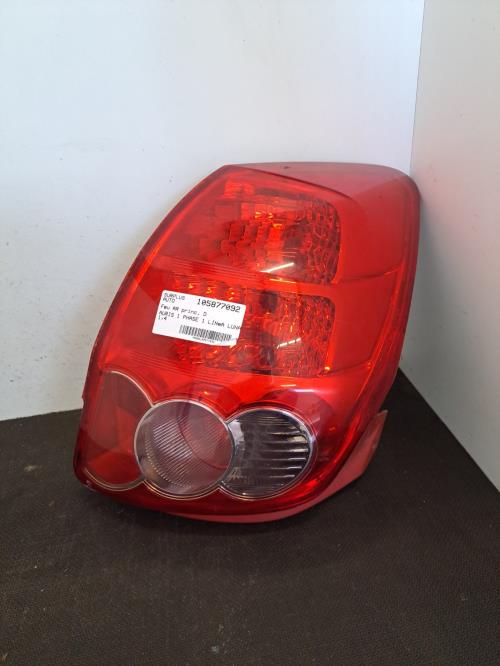 Image Feu arriere principal gauche (feux) - TOYOTA AURIS 1