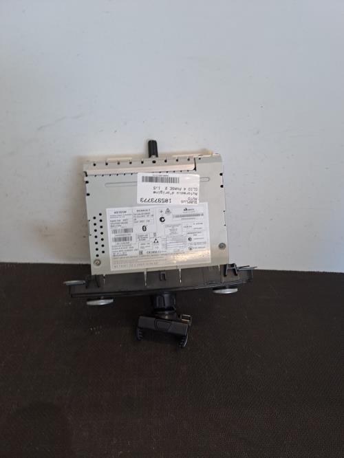 Image Autoradio d'origine - RENAULT CLIO 4