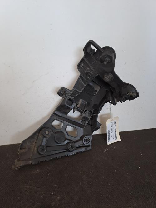 Image Moulure de pare choc arriere - RENAULT CLIO 4