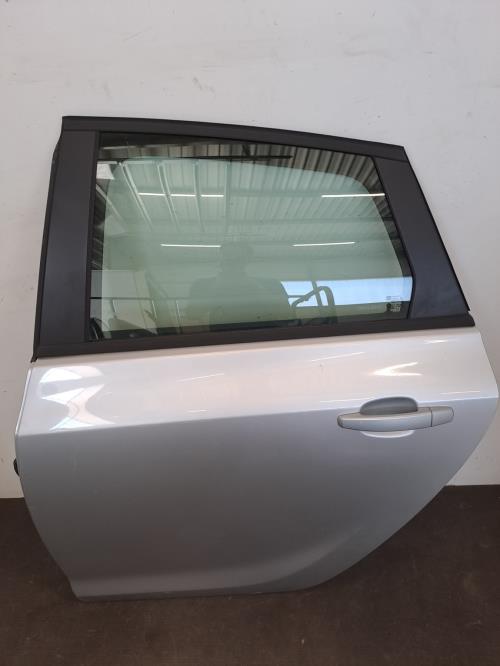 Image Porte arriere gauche - OPEL ASTRA J