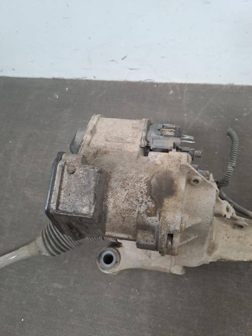 Image Cremaillere assistee - VOLVO V 40 2