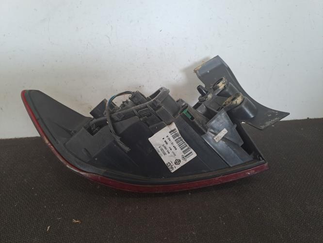 Image Feu arriere principal droit (feux) - RENAULT CLIO 4