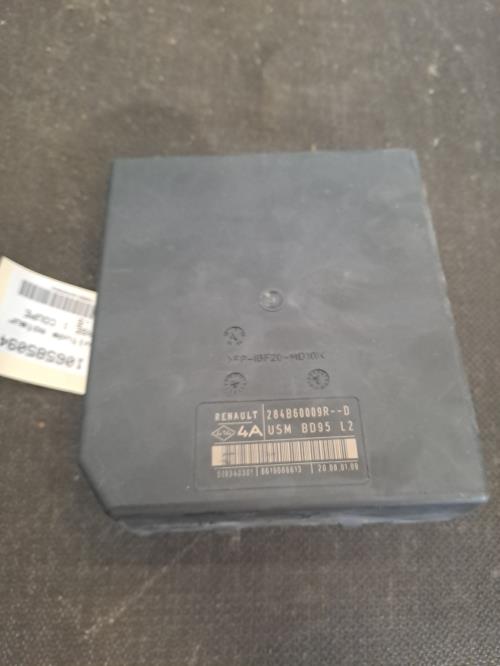 Image Boitier servitude moteur (BSM) - RENAULT MEGANE 3