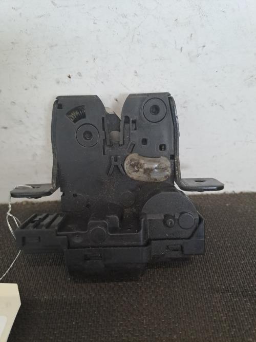 Image Serrure de hayon - NISSAN QASHQAI 1