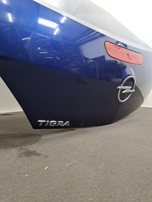Image Malle/Hayon arriere - OPEL TIGRA 2
