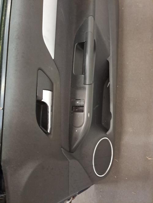 Image Porte avant droit - OPEL TIGRA 2