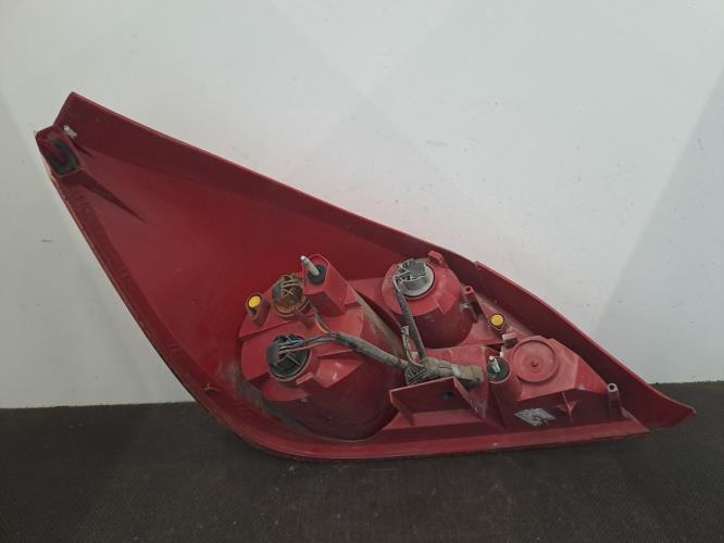 Image Feu arriere principal droit (feux) - OPEL TIGRA 2