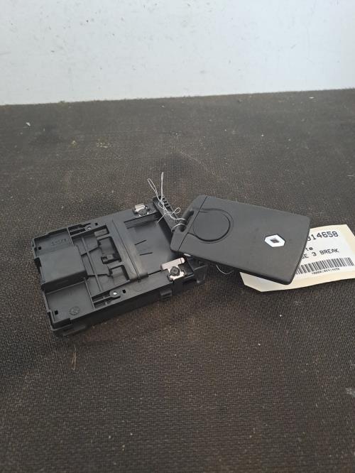 Image Lecteur de carte (neiman) - RENAULT MEGANE 3