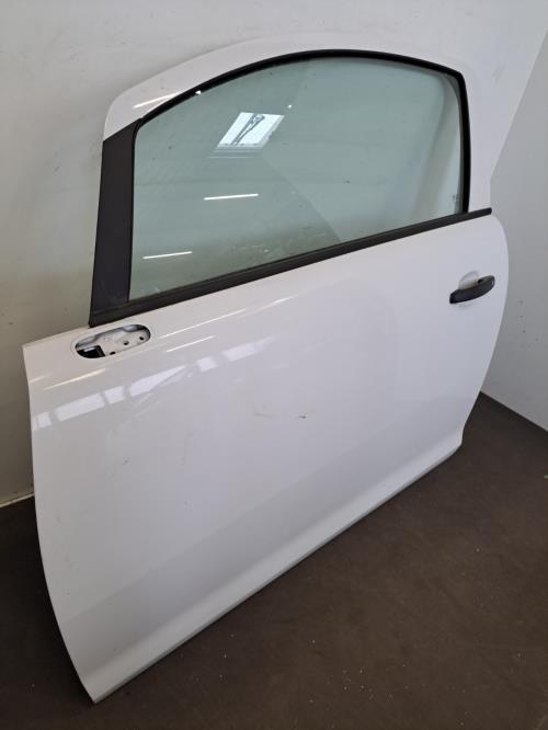 Image Porte avant gauche - OPEL CORSA D