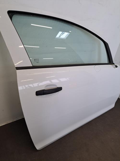 Image Porte avant droit - OPEL CORSA D
