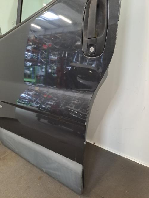 Image Porte avant gauche - OPEL VIVARO 1