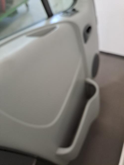 Image Porte avant gauche - OPEL VIVARO 1