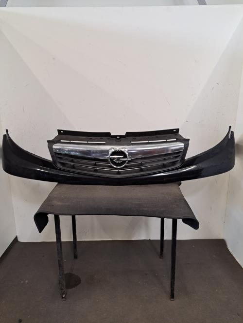 Image Calandre - OPEL VIVARO 1