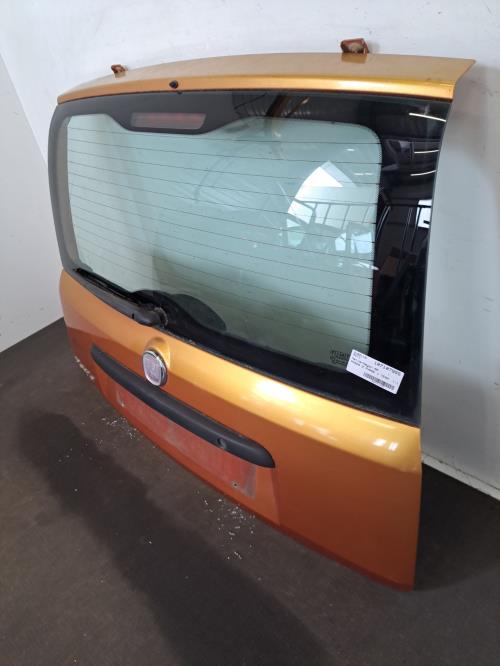 Image Malle/Hayon arriere - FIAT PANDA 2
