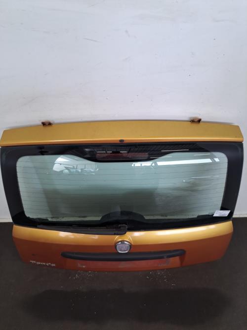 Image Malle/Hayon arriere - FIAT PANDA 2