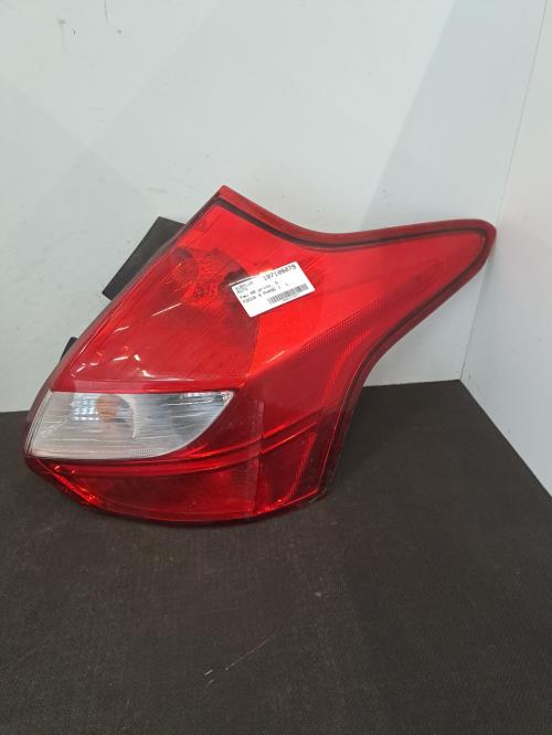 Image Feu arriere principal droit (feux) - FORD FOCUS 3