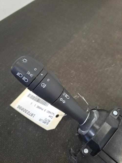 Image Com (Bloc Contacteur Tournant+Commodo Essuie Glace+Commodo Phare) - RENAULT TWINGO 3