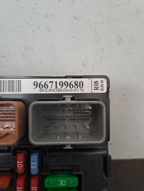 Image Boitier servitude moteur (BSM) - CITROEN C3 PICASSO