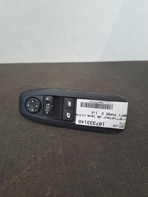 Image Interrupteur de leve vitre avant gauche - PEUGEOT 208 1