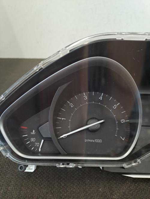Image Compteur - PEUGEOT 208 1