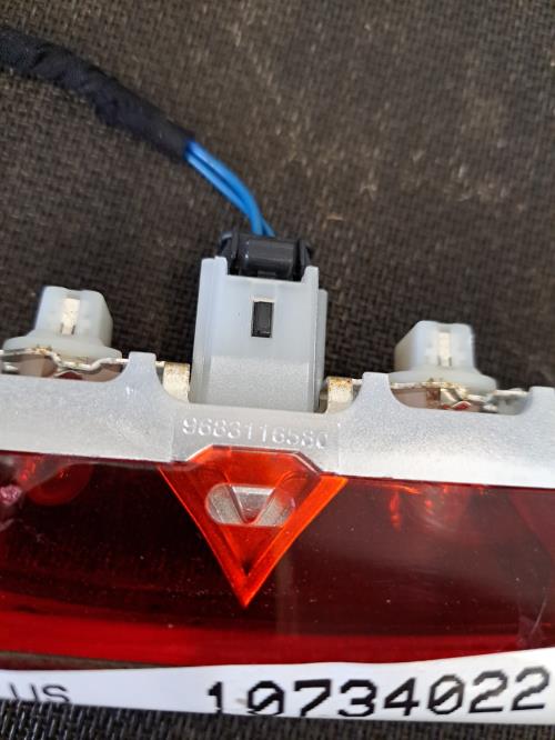 Image Feu arriere stop central - CITROEN C3 2