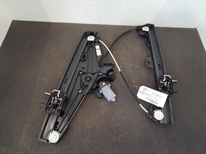 Image Leve vitre electrique avant gauche - PEUGEOT 308 3 SW