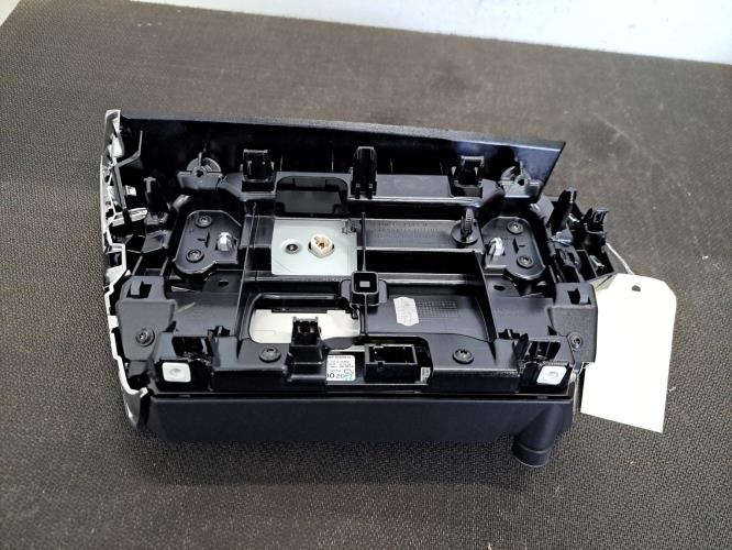 Image Ecran GPS - PEUGEOT 308 3 SW