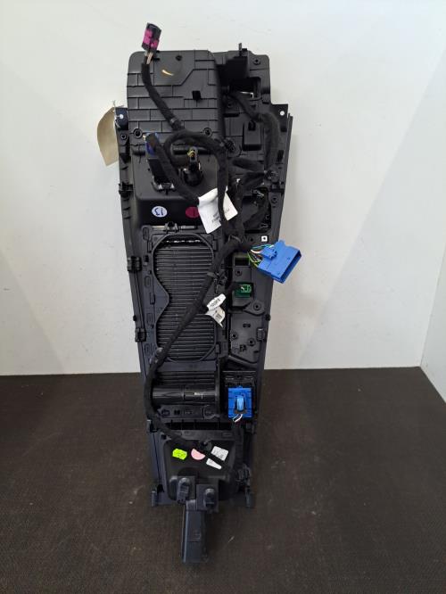 Image Console central (interieur plastique) - PEUGEOT 308 3 SW