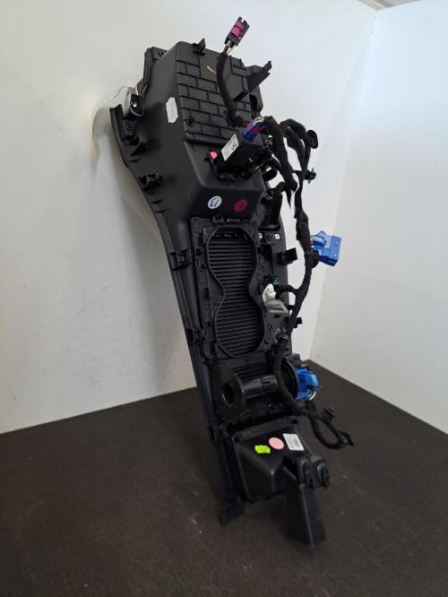 Image Console central (interieur plastique) - PEUGEOT 308 3 SW