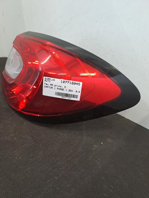 Image Feu arriere principal droit (feux) - RENAULT CAPTUR 1