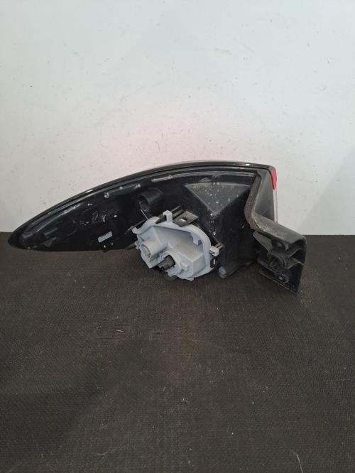 Image Feu arriere principal droit (feux) - RENAULT CAPTUR 1