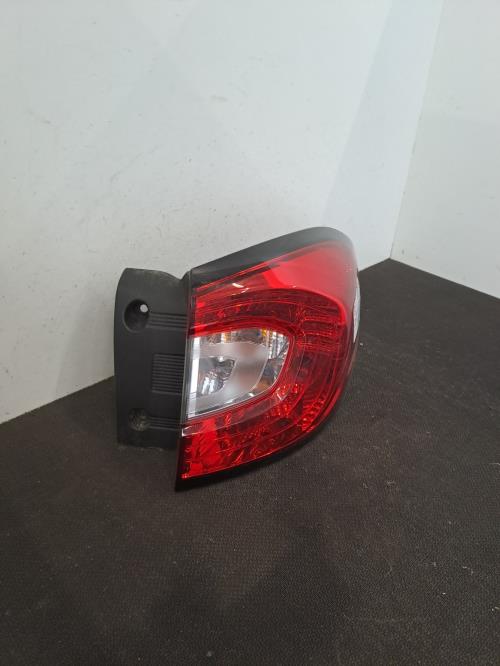 Image Feu arriere principal droit (feux) - RENAULT CAPTUR 1
