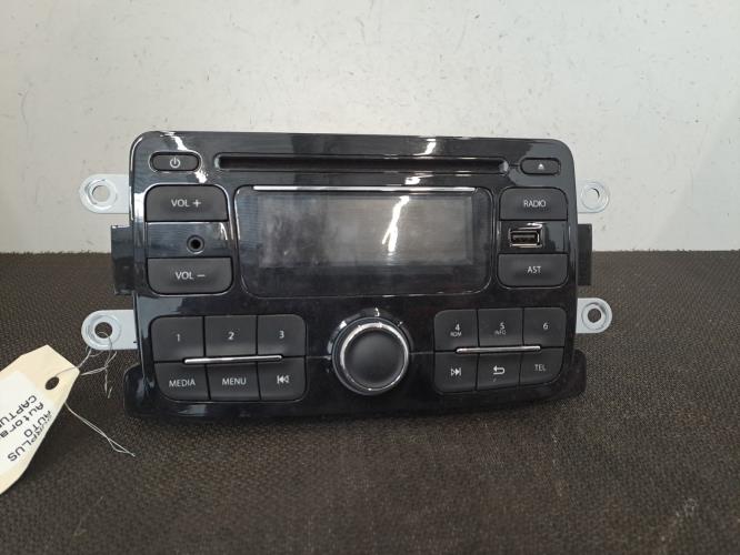 Image Autoradio d'origine - RENAULT CAPTUR 1