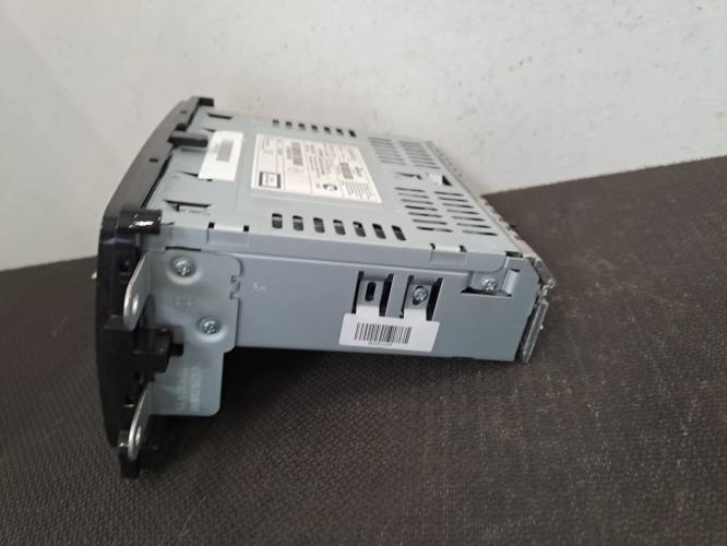 Image Autoradio d'origine - RENAULT CAPTUR 1