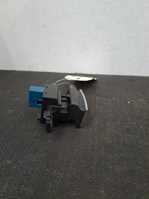 Image Poignee electrique frein a main - PEUGEOT 308 2