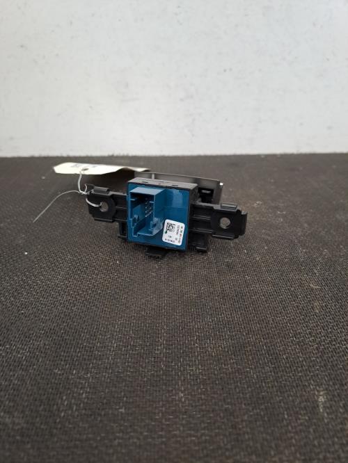 Image Poignee electrique frein a main - PEUGEOT 308 2